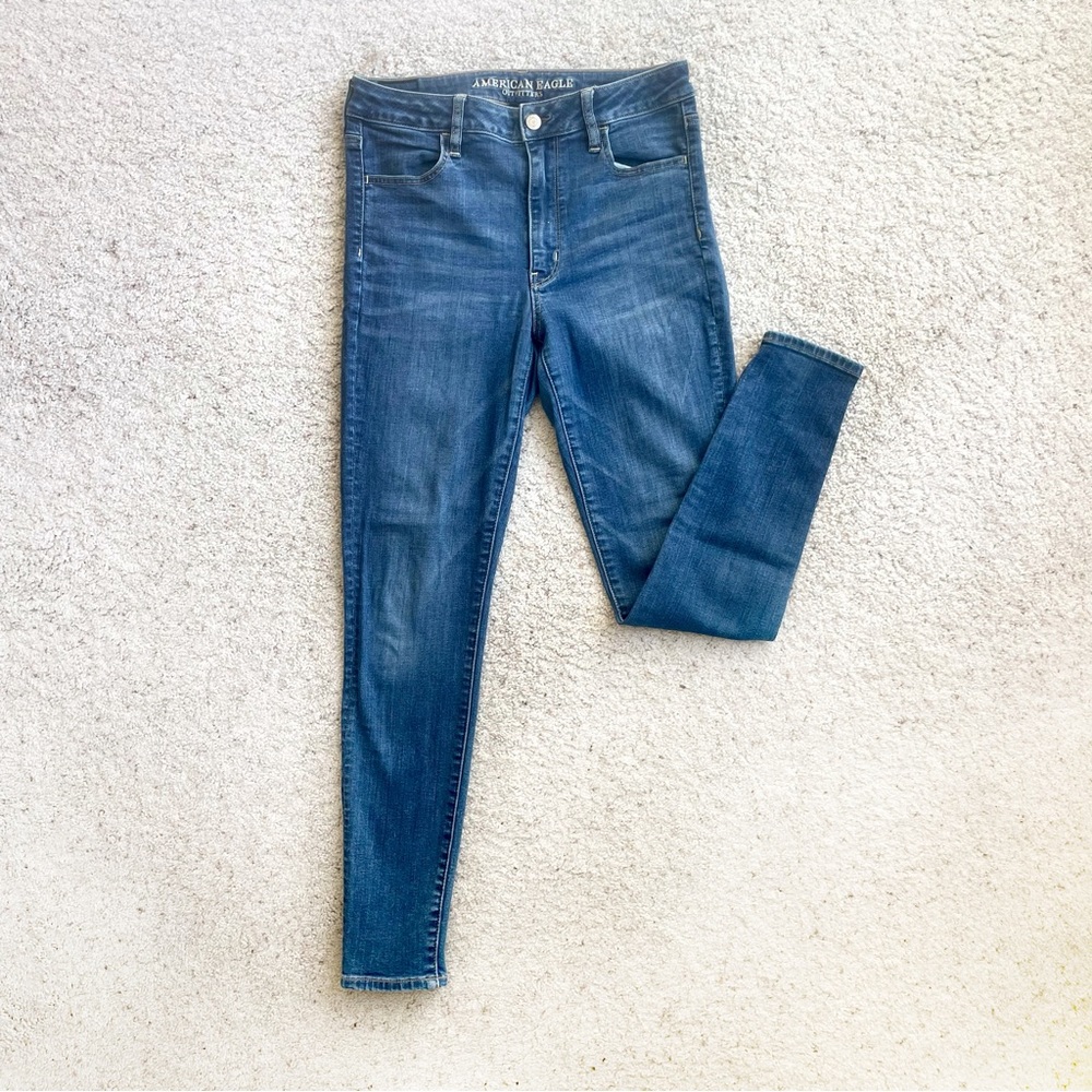 American Eagle Mid Wash Super Stretch Super Hi Rise Jegging Size 6